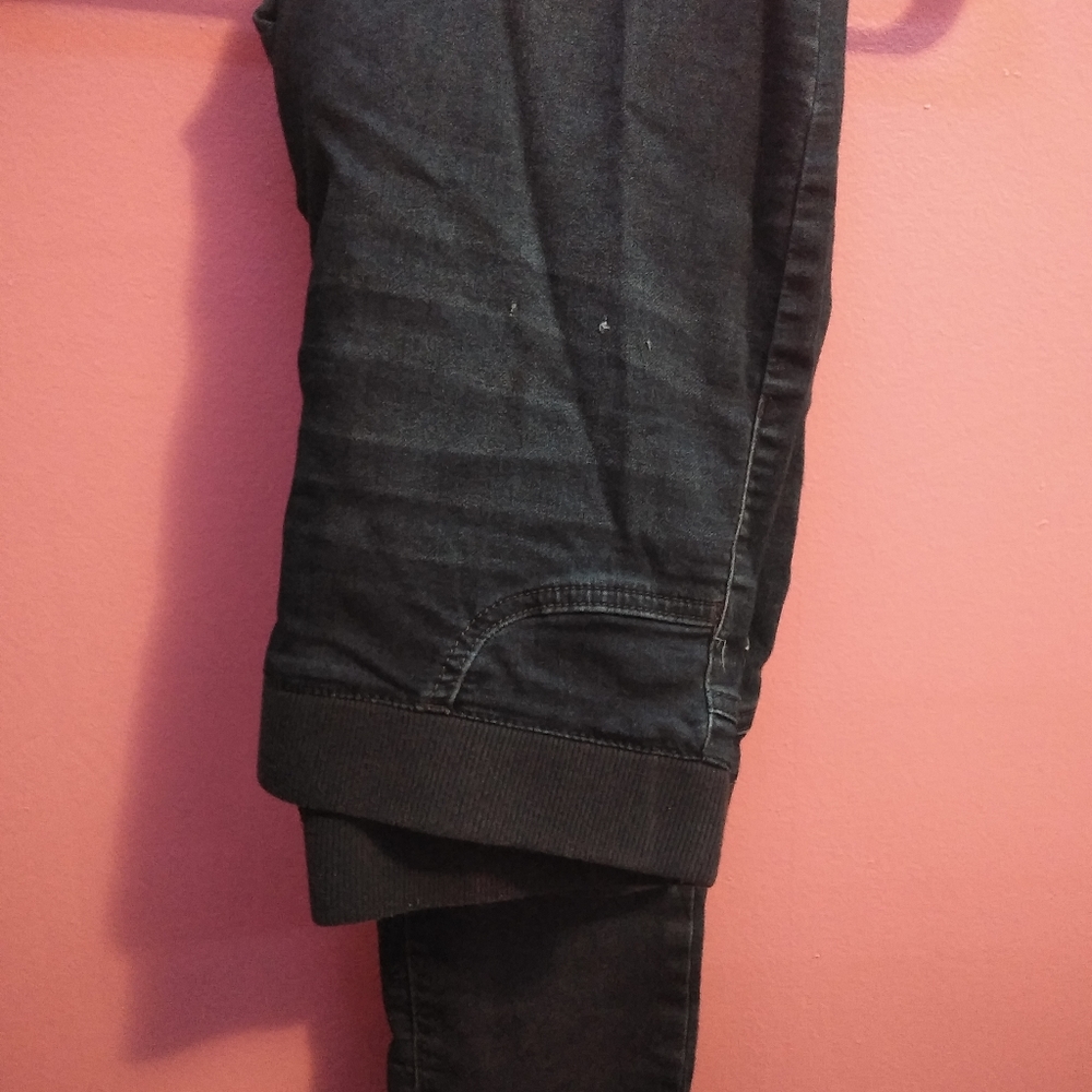 Blue Jeans With Stretchy Waist, Size L/G.